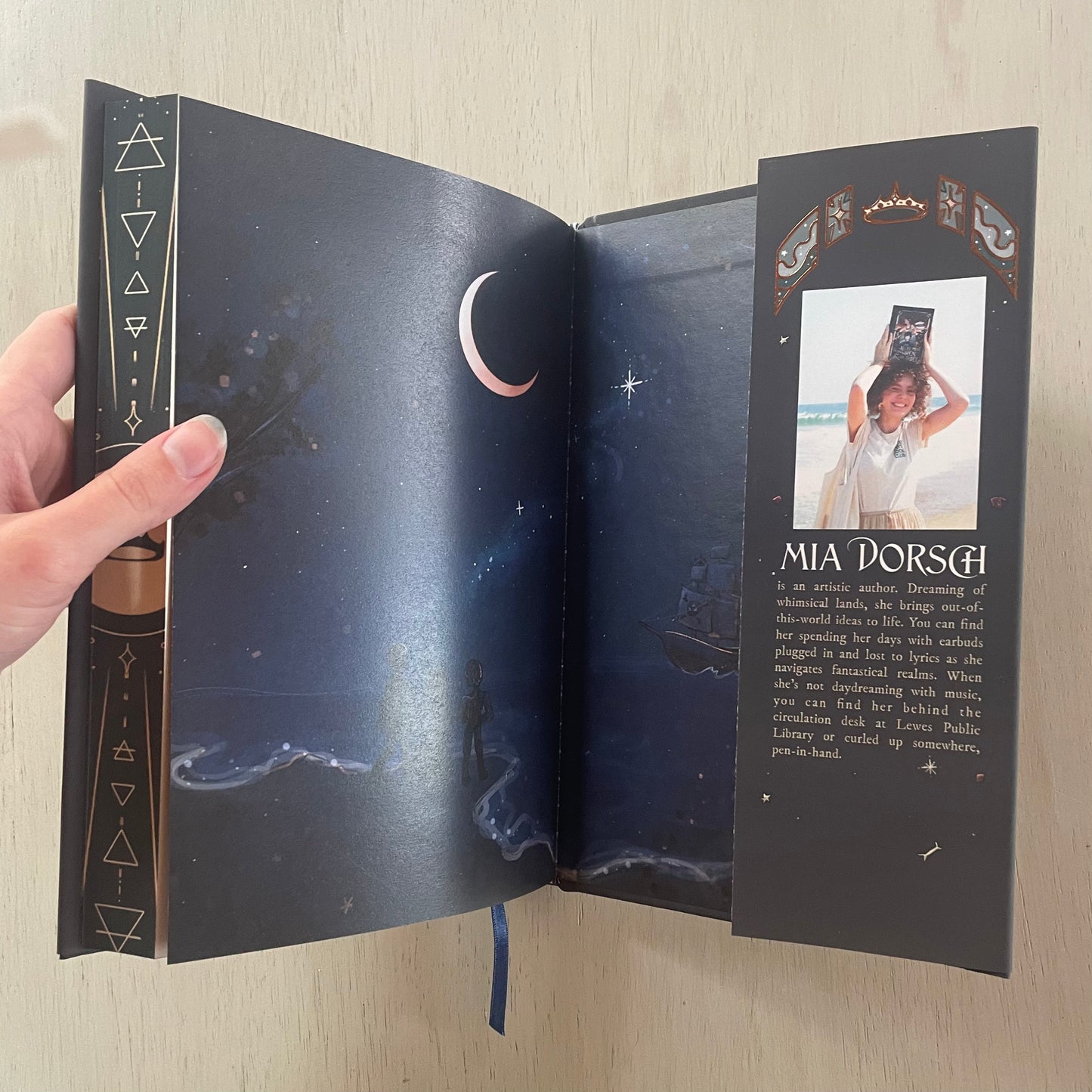 (EXCLUSIVE) The Alchemist, the Siren, & the Thief Special Edition
